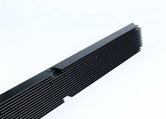 Kalite  Black CNC Machining Surface Finish Precision With Customized Coating Fabrika