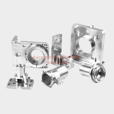 Profesyonel CNC İşlenmiş Bileşenler Ra3.2 Yüzey Kabalığı OEM Projeleri İçin