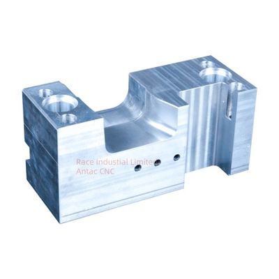 Yumuşak ve doğru sonuçlar için % 100 denetim doğruluğu CNC freze parçaları